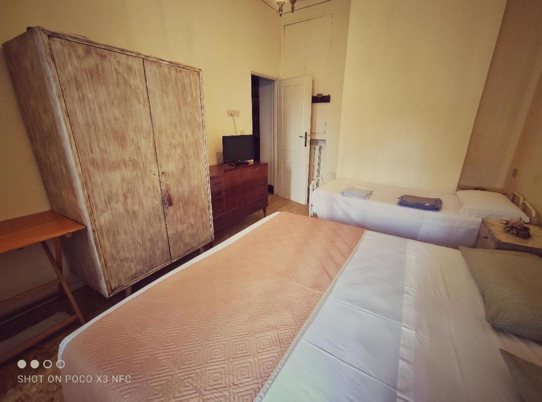 Hotel Delhy Viareggio Eksteriør billede